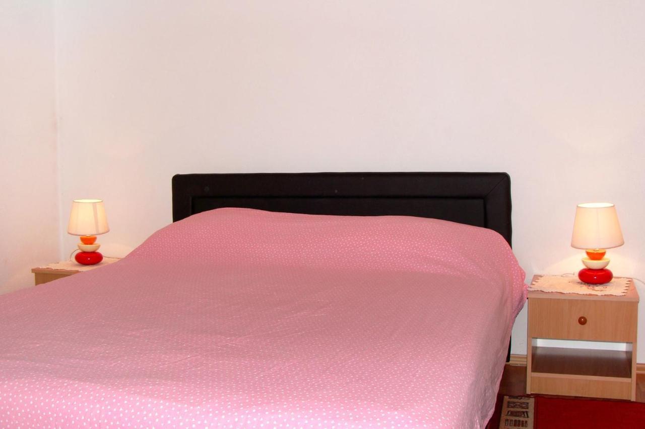 Apartment Milna 2461C ルカバックス エクステリア 写真